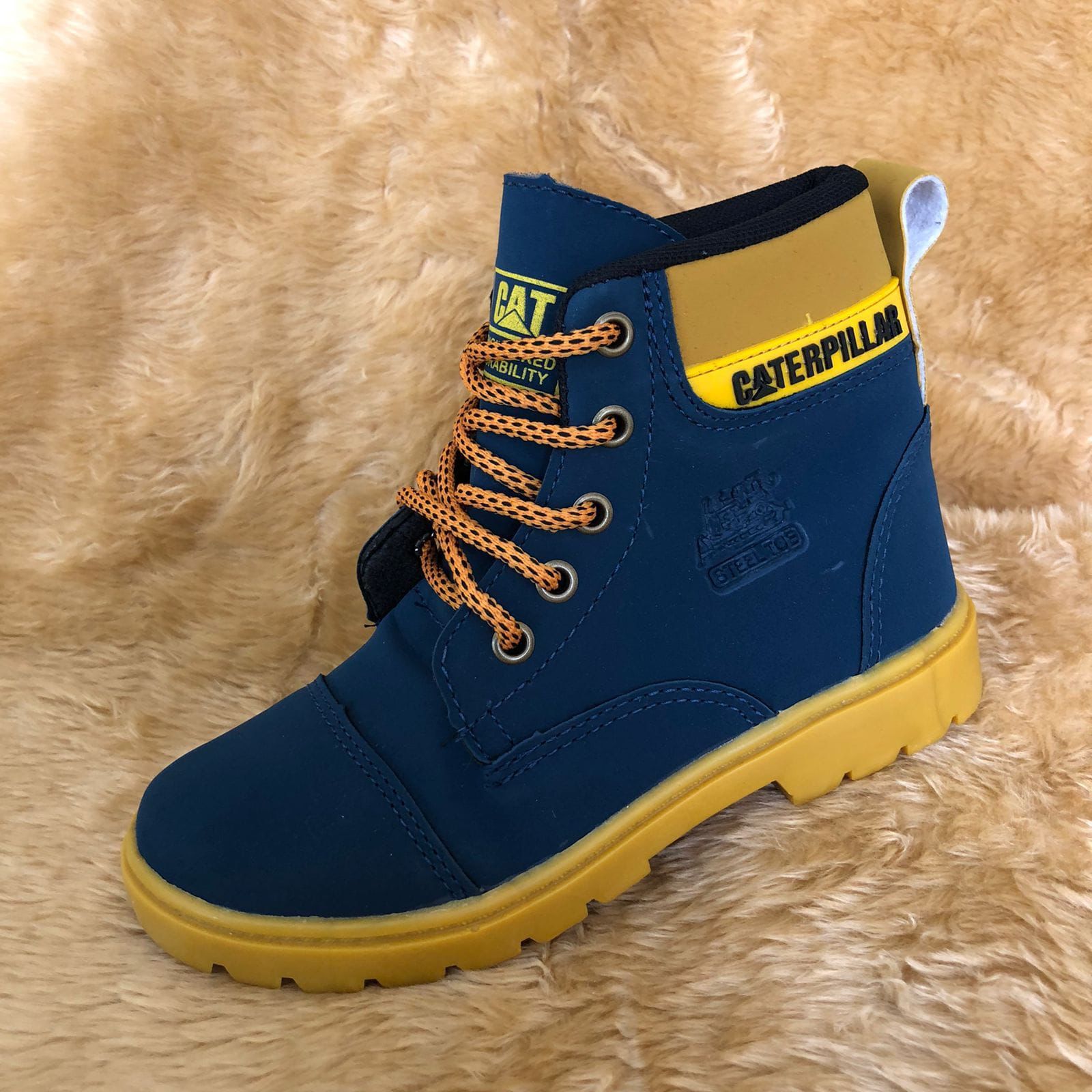 Bota Caterpillar Infantil