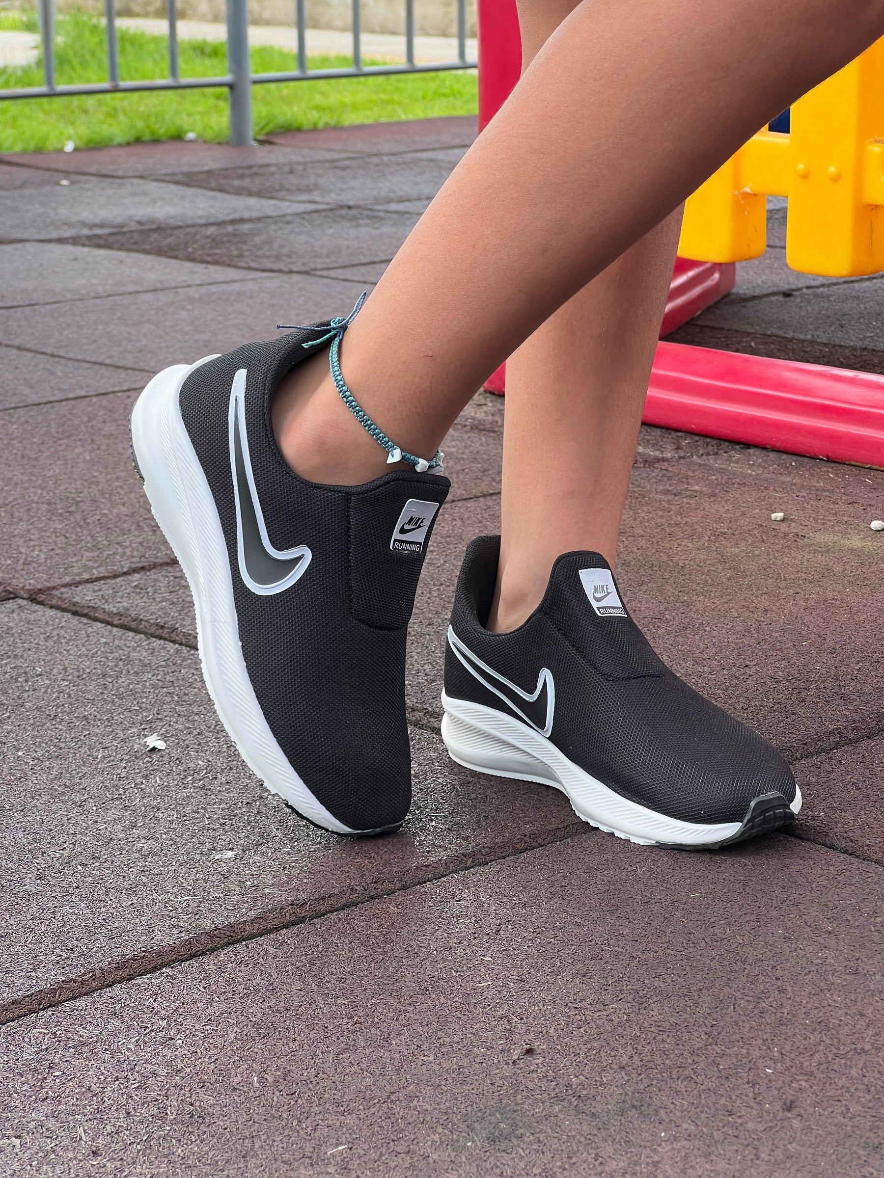 Tênis School ™ - EDIÇÃO LIMITADA - Loja do Bryan