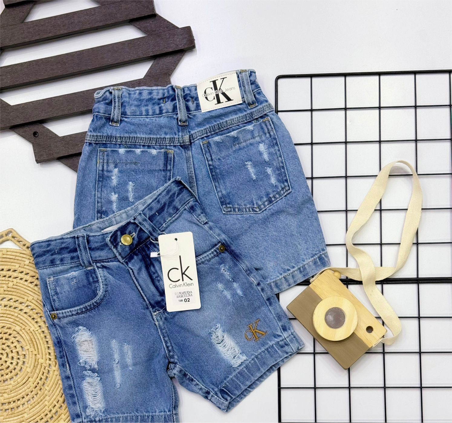 Bermuda Jeans CK - Última Peça