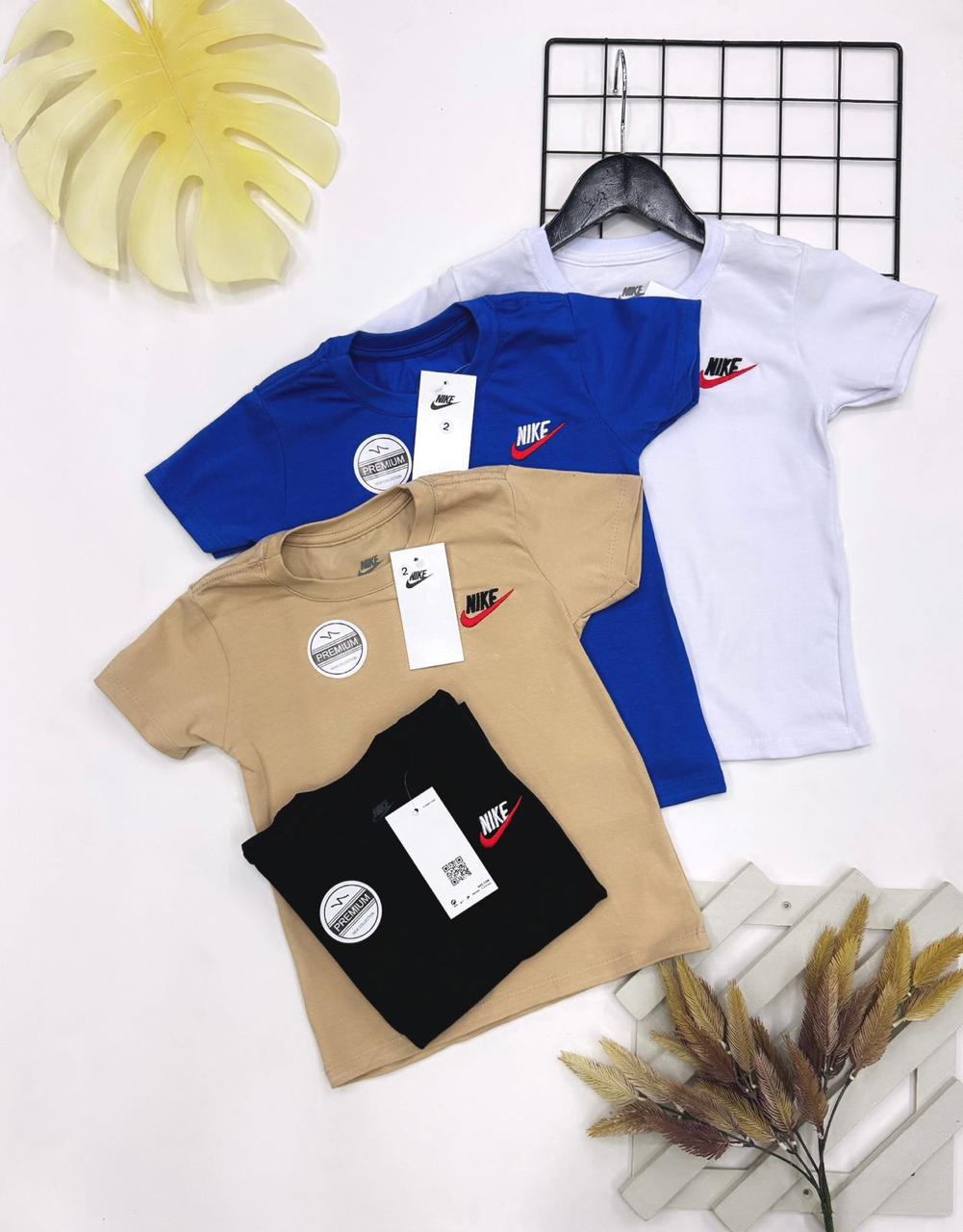 Camiseta básica Infantil NK- última peça