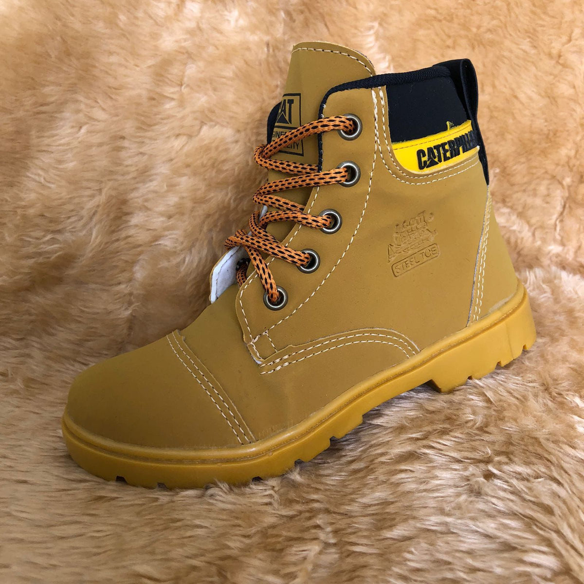 Bota Caterpillar Infantil