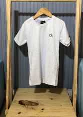 Camiseta CK Tamanho 10 - Última Peça