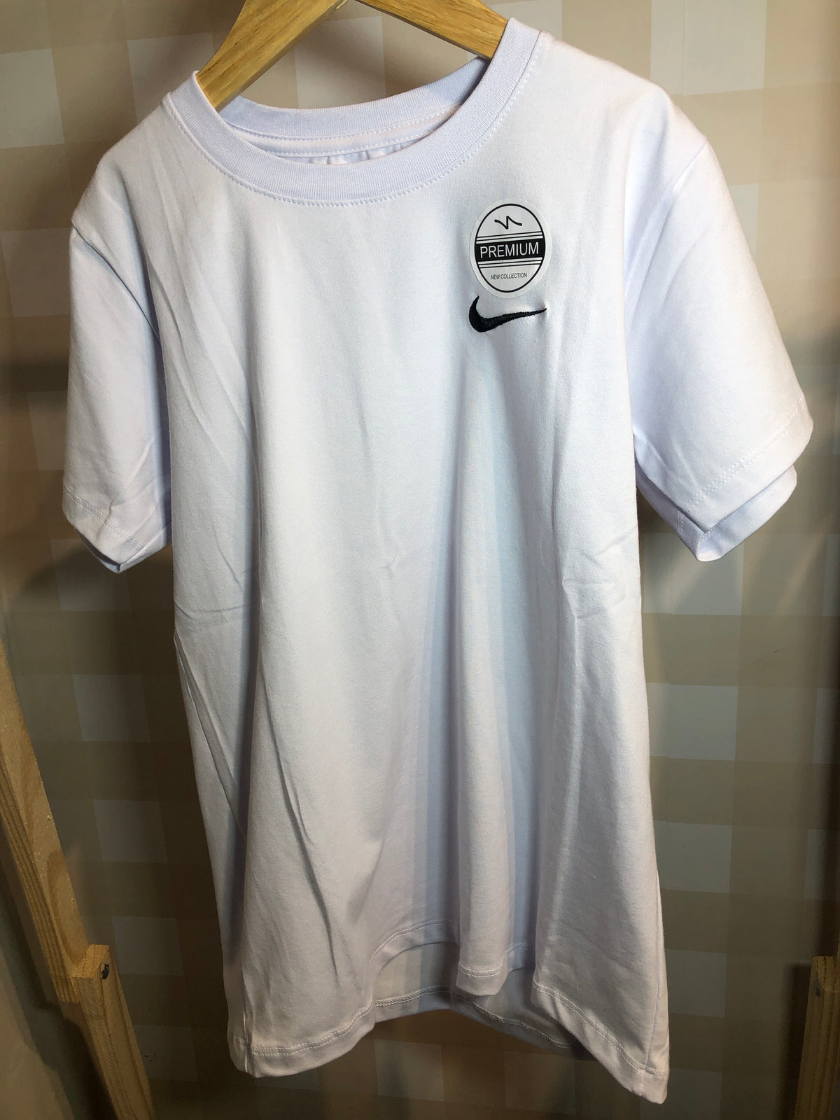 Camiseta NK Tamanho 12 - Última Peça