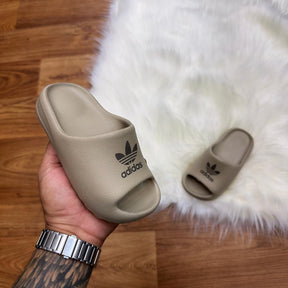 Chinelo ADD Yeezy Slide