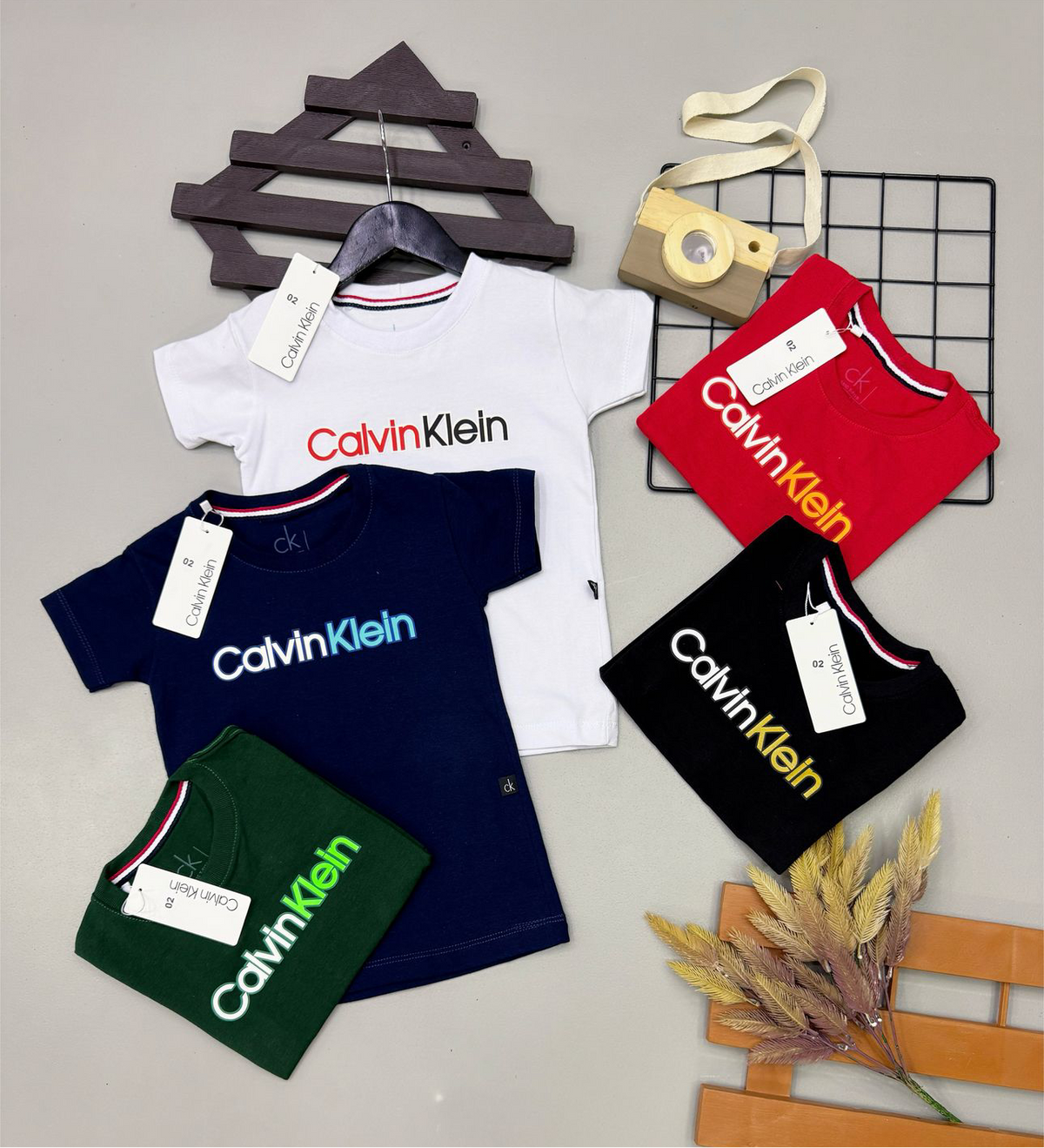 Camiseta CK Escrita Infantil