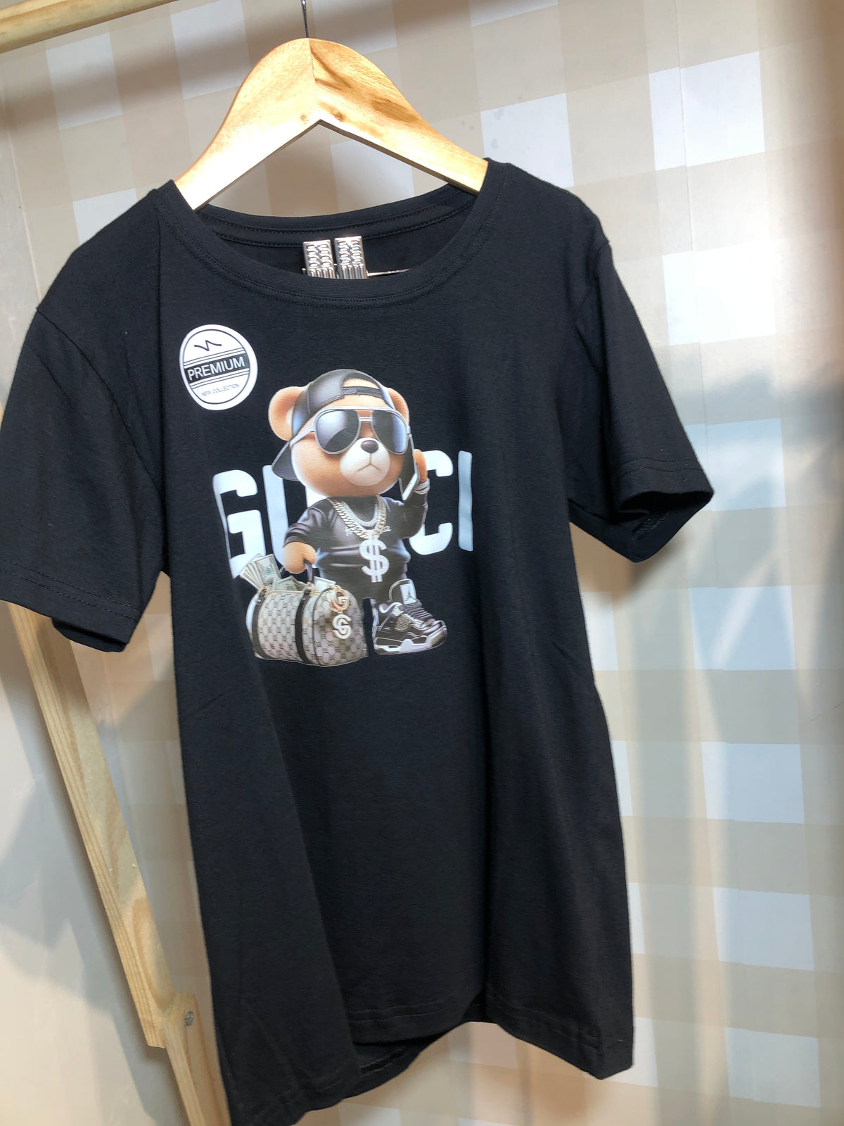 Camiseta GC Tamanho 4 e 12 - Última Peça