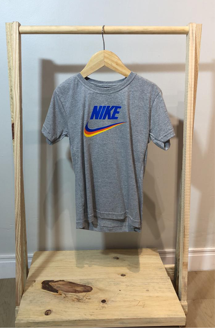 Camiseta NK Tamanho 8 - Última Peça