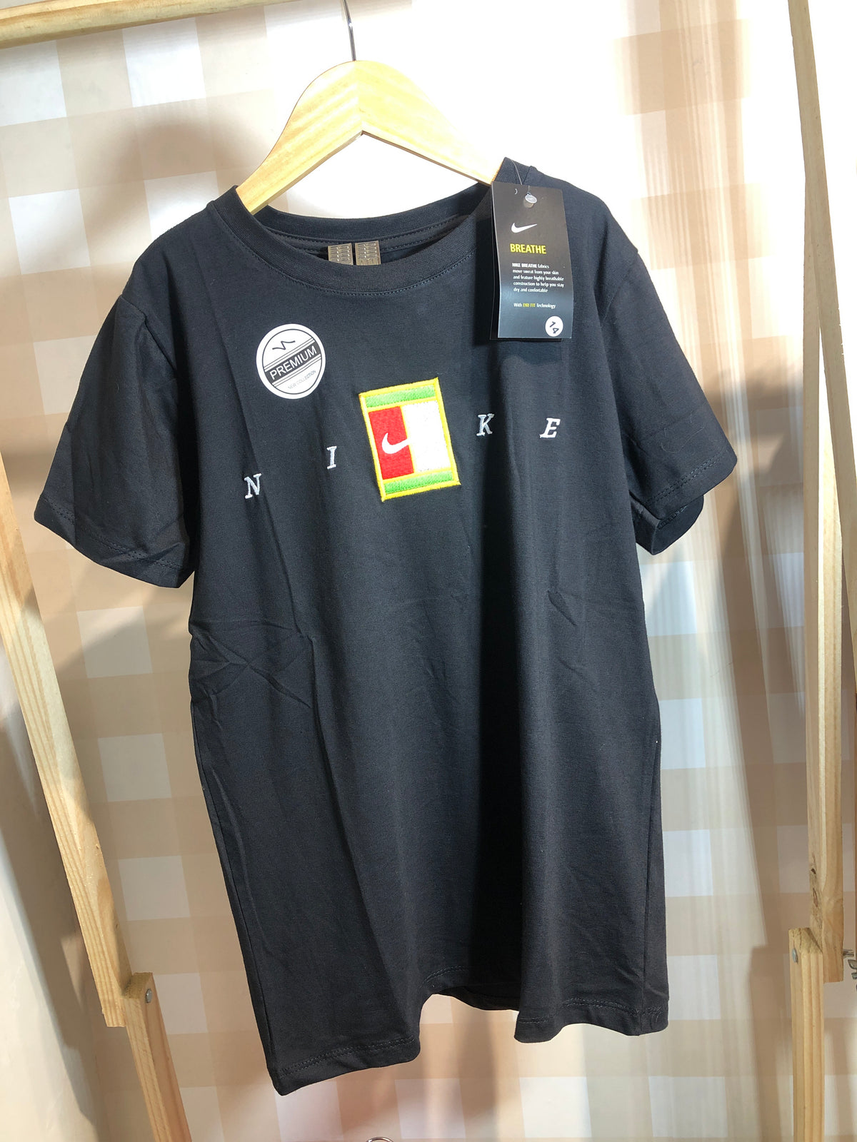 Camiseta NK Tamanho 14 - Última Peça