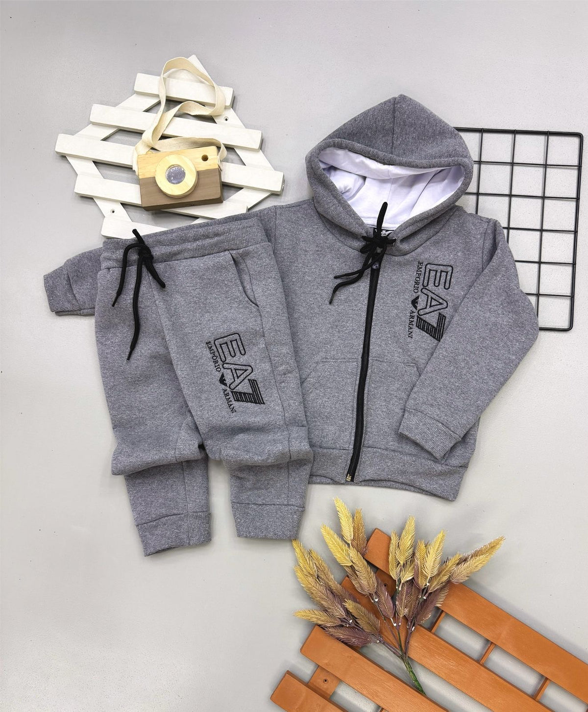 Conjunto Moletom EA7 Infantil