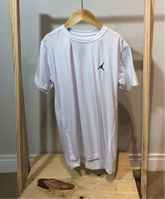 Camiseta NK Tamanho 14 - Última Peça