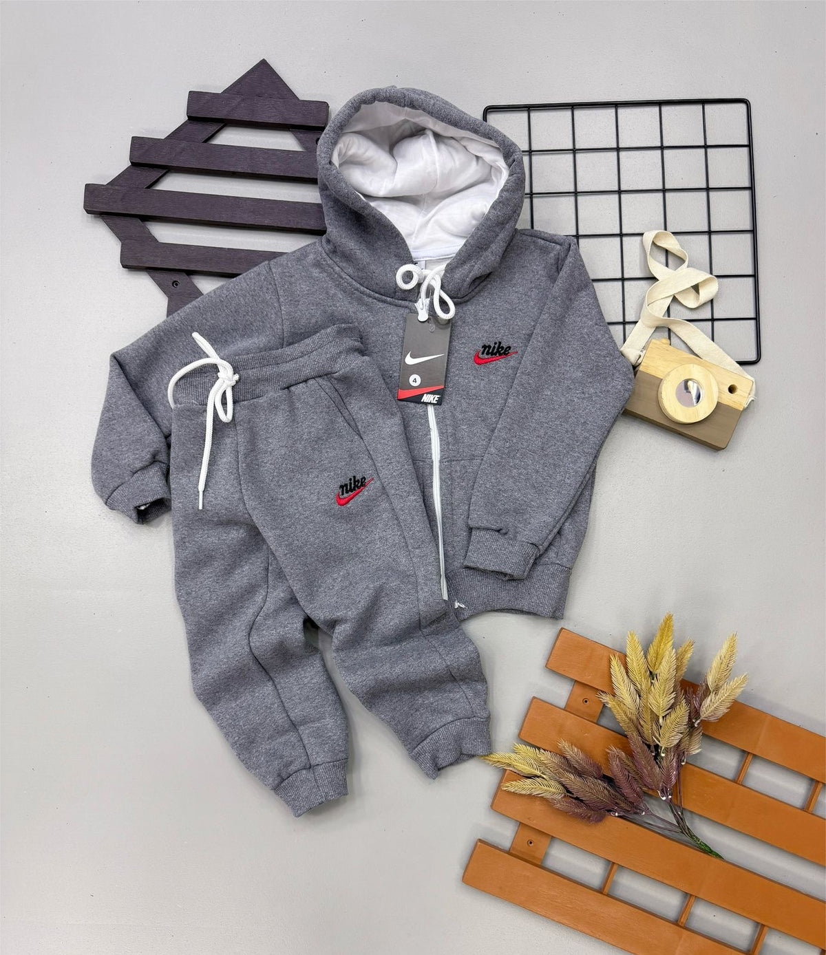 Conjunto Moletom NK Tamanho 16 - Última Peça