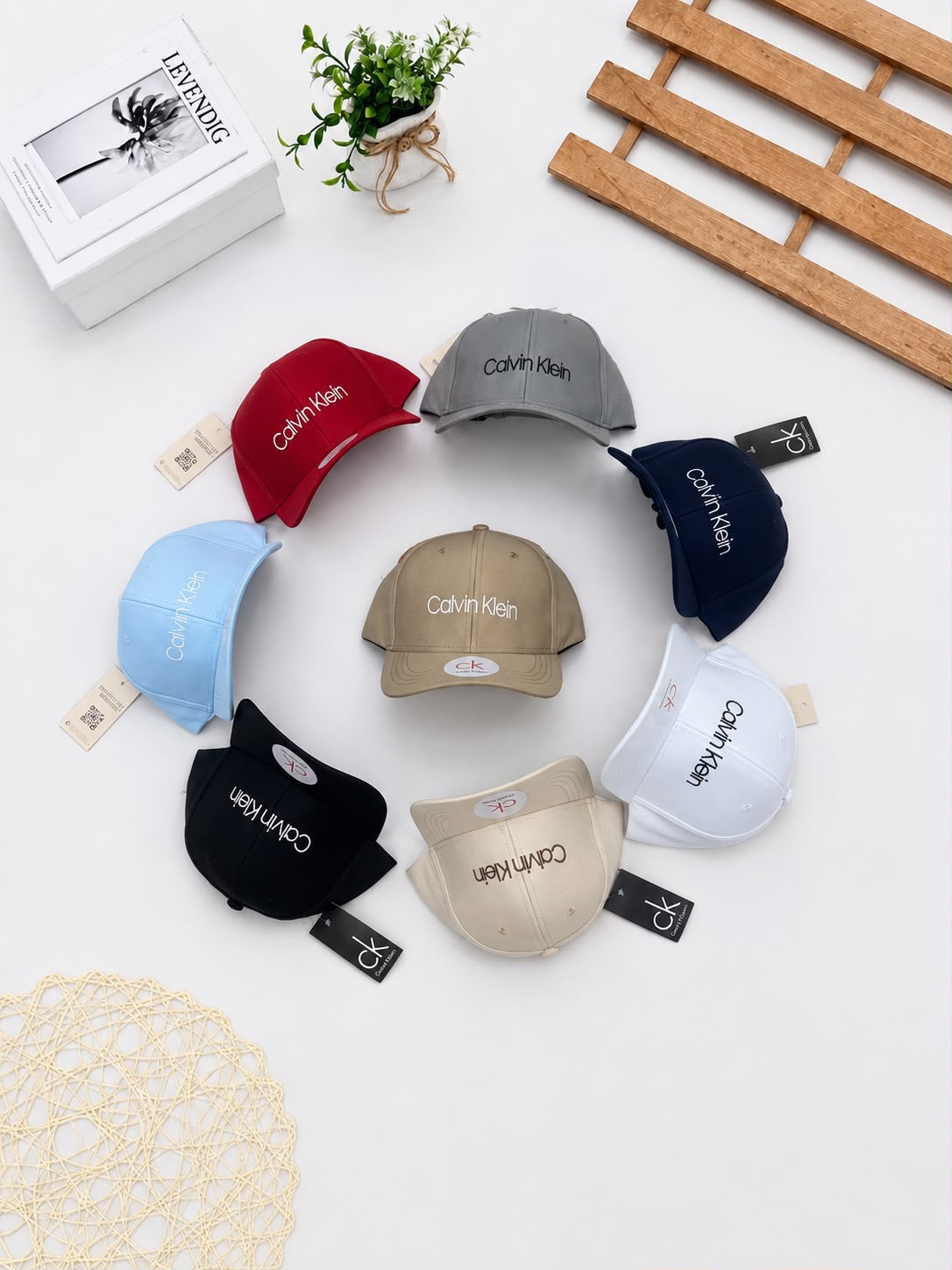 Boné CK infantil