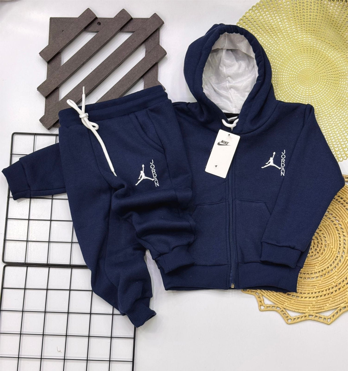 Conjunto Moletom NK Tamanho - Última Peça